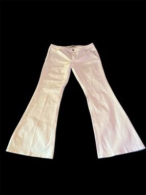 Women's White Boot-Cut Jeans with Flared Leg